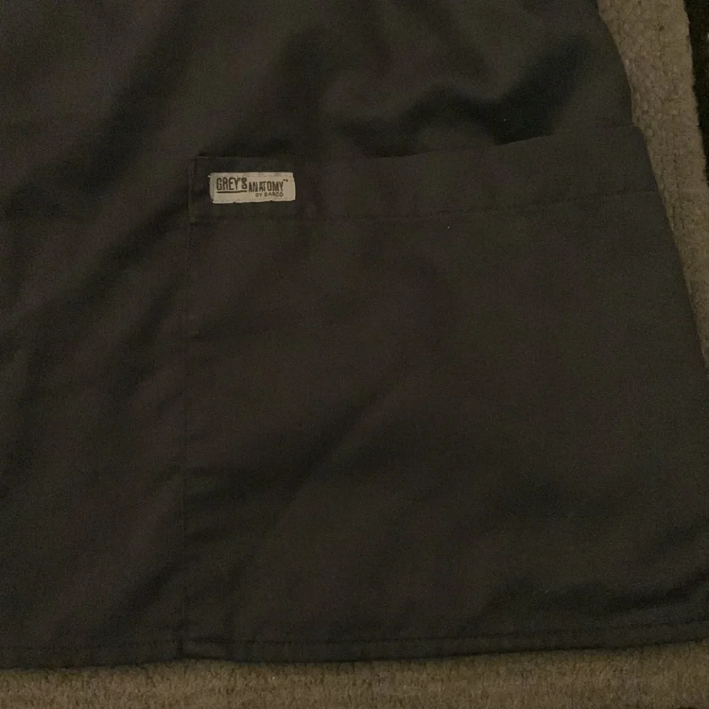 Scrub top - Picture 2 of 3